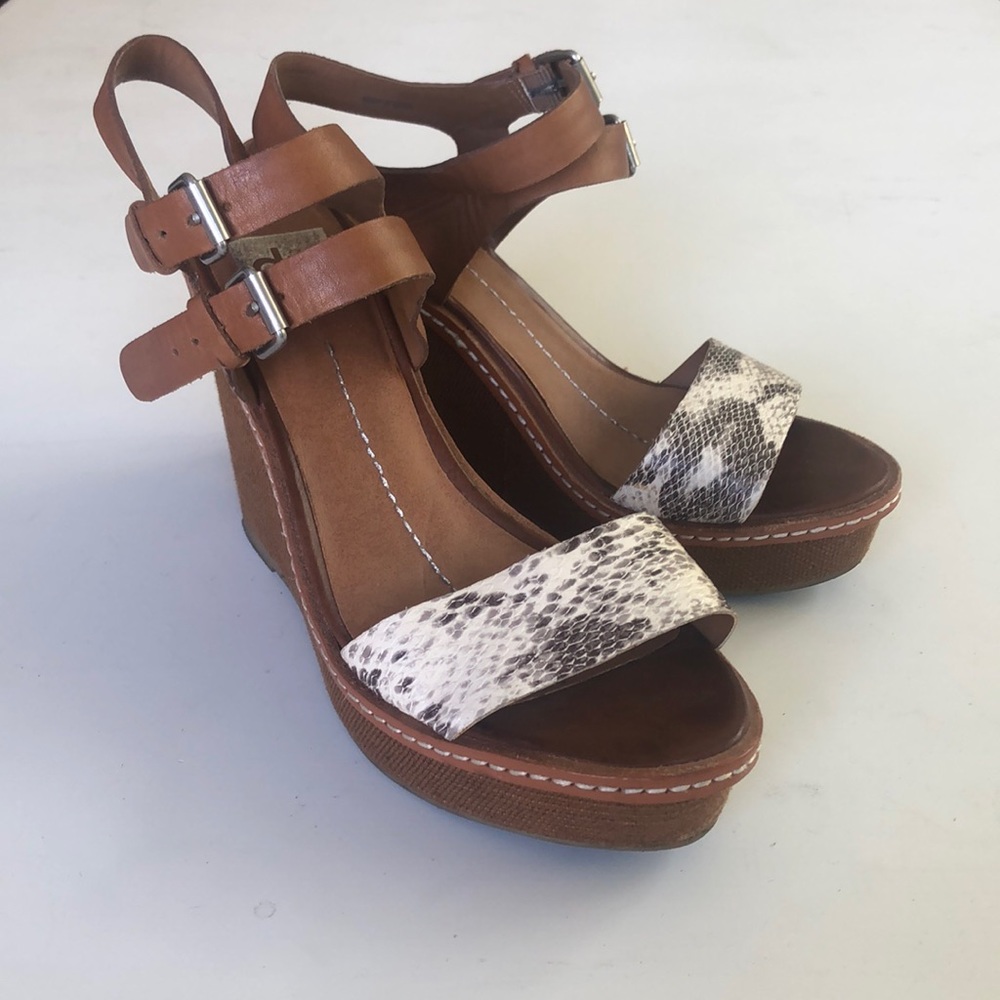 Dolce Vita Wedge sandals!